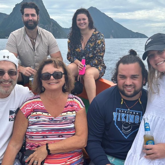 Meet your Posher, Pam - Picture 2 of 15